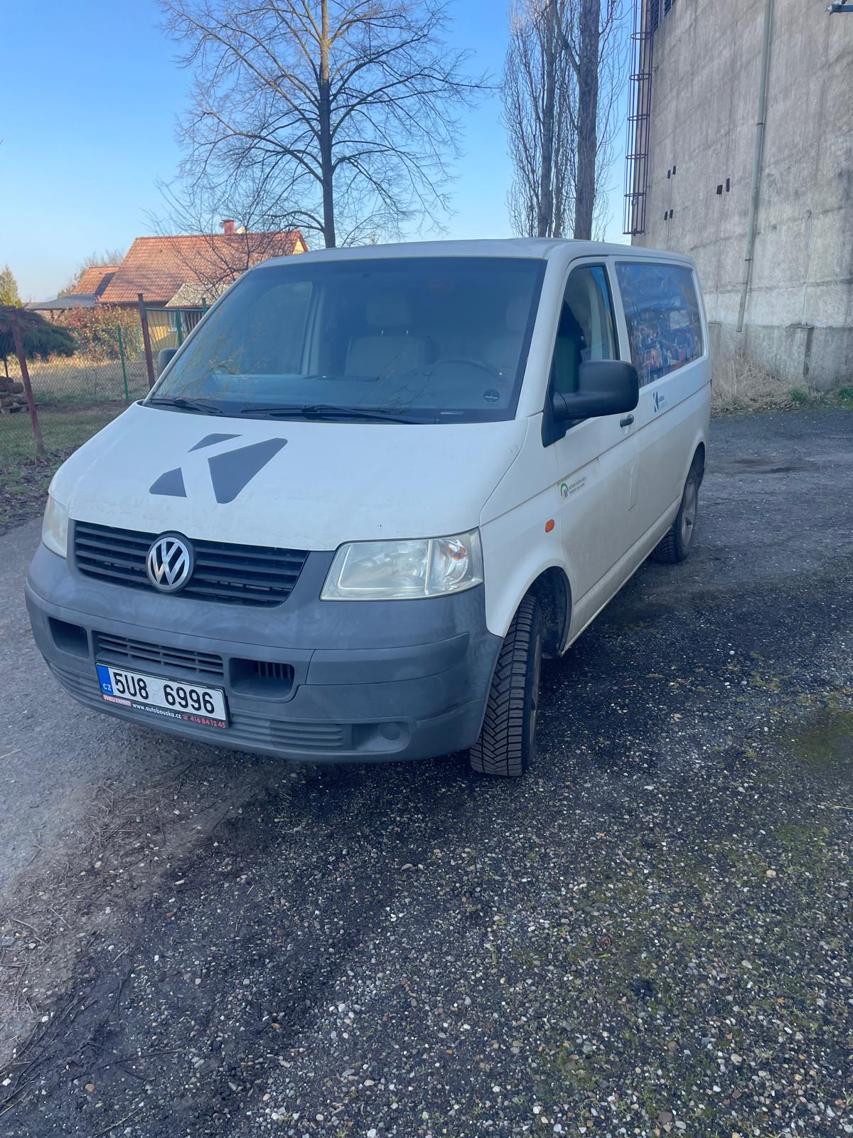VW Transporter T5 1.9 TDI 3