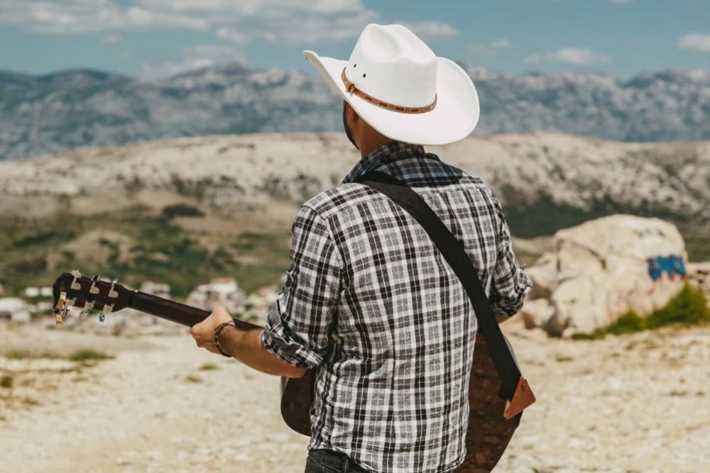 Zahajovací večírek v Caffé Říp - JOSEF VALIŠ