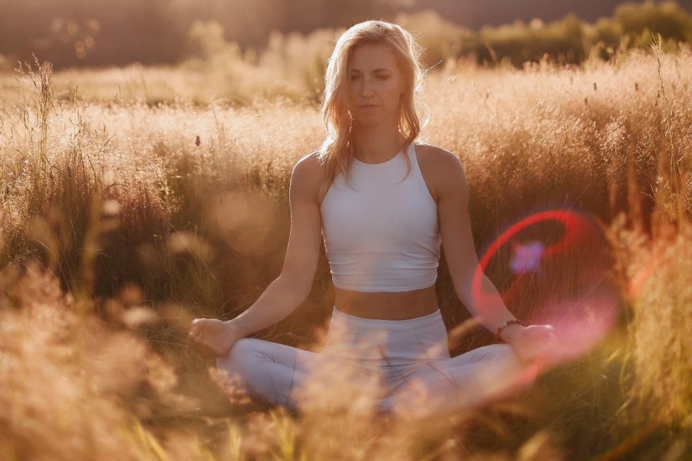 Ranní vinyasa yoga  &  brunch v Caffé Říp